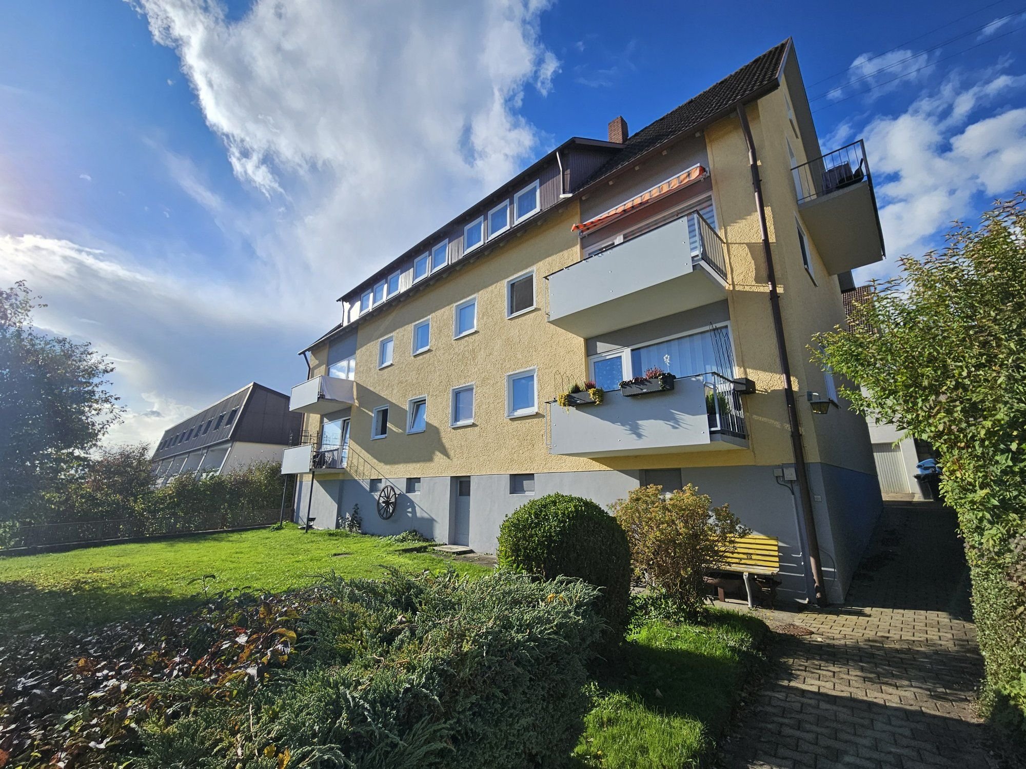 Mehrfamilienhaus zum Kauf 1.250.000 € 467 m²<br/>Wohnfläche Bittelschießer Straße 50 Sigmaringen Sigmaringen 72488