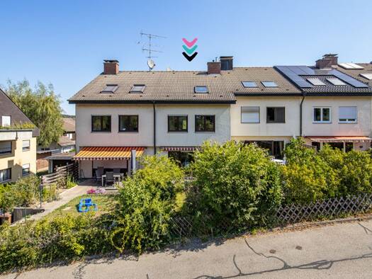 Reihenmittelhaus zum Kauf 605.000 € 7 Zimmer 210,2 m² 149 m² Grundstück Wollmatingen Konstanz 78467