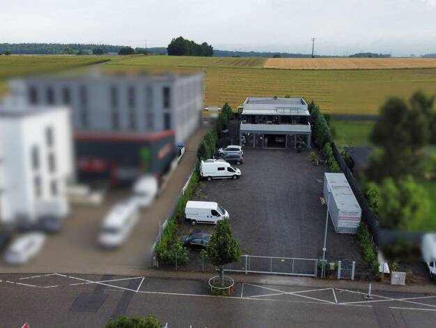 Einfamilienhaus zum Kauf provisionsfrei 1.100.000 € 9 Zimmer 185 m² 1.496 m² Grundstück Großgartach Leingarten 74211