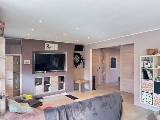 Einfamilienhaus zum Kauf 220.000 € 5 Zimmer 150 m² 1.307 m² Grundstück Borstel 27246