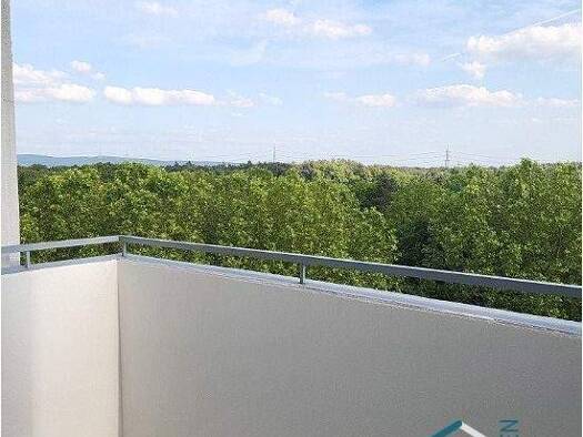 Wohnung zur Miete 595 € 2 Zimmer 57 m² 6. Geschoss frei ab 01.02.2026 Großauheim Hanau 63457