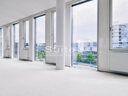 Bürofläche zur Miete 20,50 € 3.075 m² Bürofläche teilbar ab 476 m² München 80807