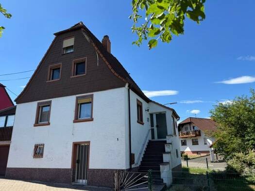 Haus zum Kauf 159.000 € 7 Zimmer 145 m² 774 m² Grundstück Wahnwegen 66909