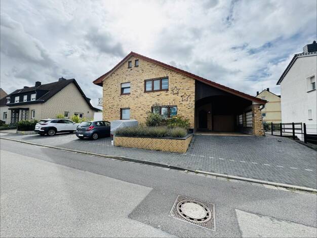 Einfamilienhaus zum Kauf provisionsfrei 449.000 € 8 Zimmer 182 m² 757 m² Grundstück Aldenhoven 52457