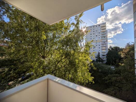 Wohnung zur Miete 500 € 1 Zimmer 33 m² Geschoss 3/8 frei ab sofort Wolfringstraße 5 Nordstadt Fürth 90765
