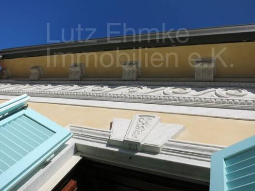 Villa zum Kauf provisionsfrei 850.000 € 7 Zimmer 200 m² frei ab sofort Viareggio 55049