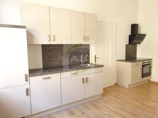 Wohnung zur Miete 410 € 2 Zimmer 65,9 m² 3. Geschoss Marienstraße 30 Innenstadt Zwickau 08056