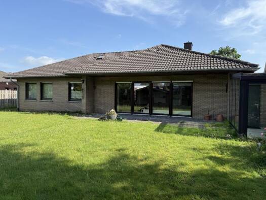 Bungalow zum Kauf 318.000 € 4 Zimmer 120 m² 730 m² Grundstück Papenburg 26871