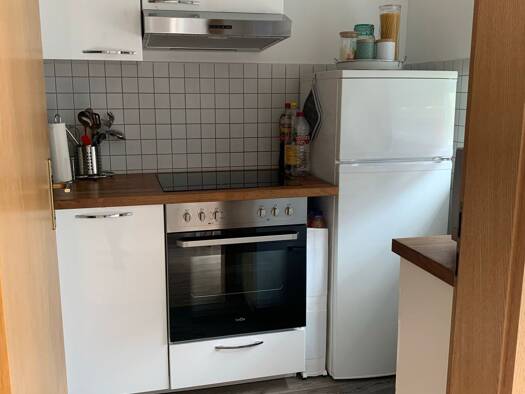 Wohnung zur Miete 480 € 1 Zimmer 40 m² Geschoss 1/3 frei ab 16.05.2026 Henri-Dunant-Straße 21 Innenstadt Fürth 90762