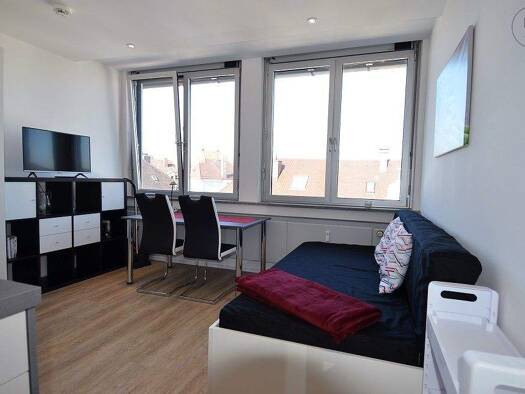 Wohnung zur Miete Wohnen auf Zeit 740 € 1 Zimmer 20 m² frei ab 09.01.2026 Kriegshaber Augsburg 86156