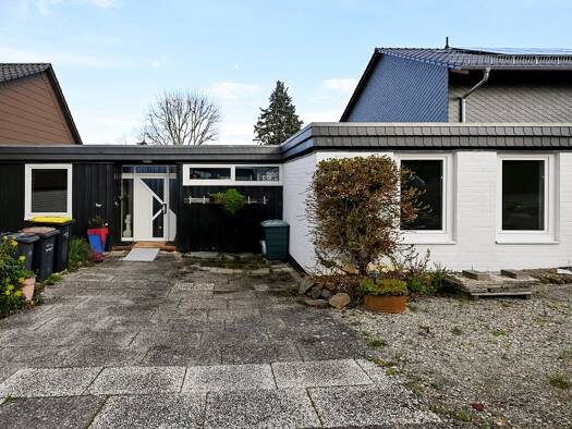 Einfamilienhaus zum Kauf 270.000 € 4 Zimmer 118 m² 576 m² Grundstück Bettenhausen Kassel, Hessen 34123
