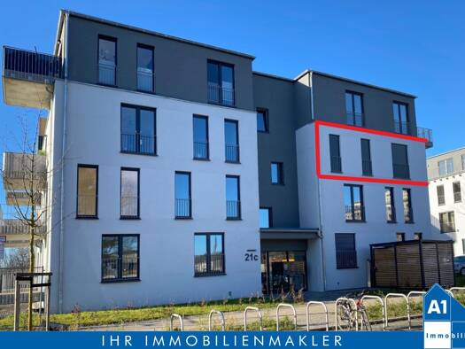 Wohnung zur Miete 700 € 2 Zimmer 61,9 m² 3. Geschoss frei ab 01.09.2026 Saaleaue Halle/Saale 06108