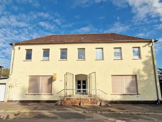 Haus zum Kauf 219.000 € 1 Zimmer 250 m² 800 m² Grundstück Braunsbedra Braunsbedra 06242