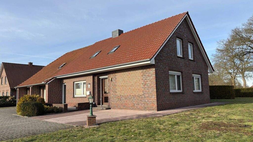 Einfamilienhaus zum Kauf 259.000 € 6 Zimmer 166,6 m² 1.265 m² Grundstück Neufirrel Uplengen 26670