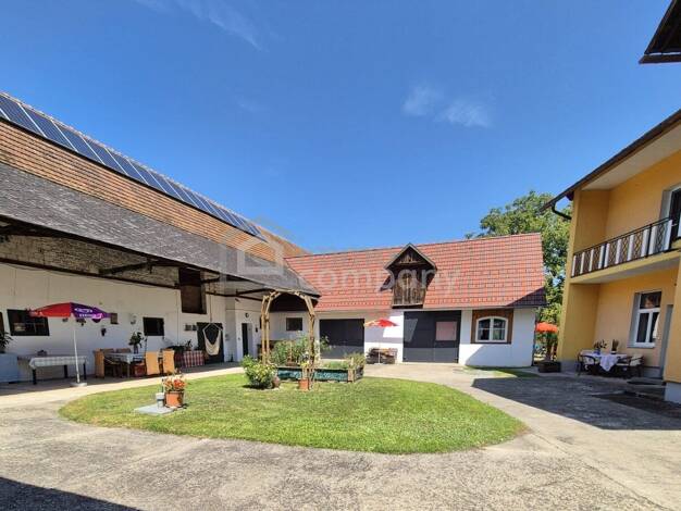 Mehrfamilienhaus zum Kauf 549.000 € 7 Zimmer 249 m² 19.278 m² Grundstück Straden 8484