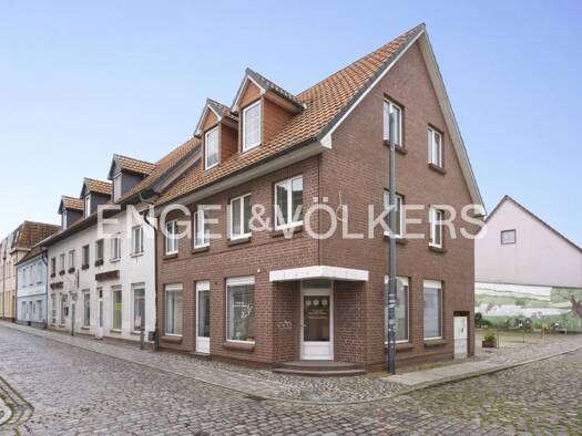 Haus zum Kauf 320.000 € 16 Zimmer 417 m² 870 m² Grundstück Grimmen Grimmen 18507
