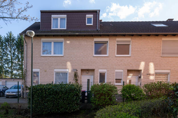 Reihenendhaus zum Kauf 359.000 € 6 Zimmer 145 m² 205 m² Grundstück Gahmen Lünen / Gahmen 44532