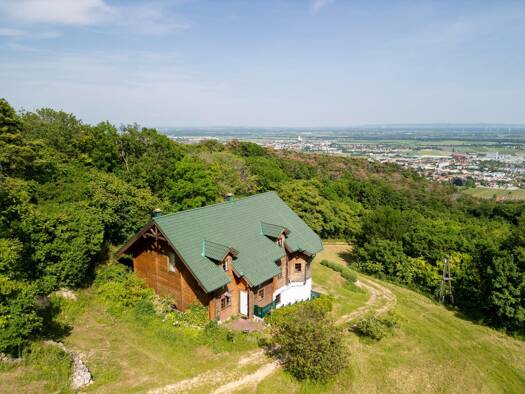 Einfamilienhaus zum Kauf 2.900.000 € 133,7 m² 7.324 m² Grundstück Gumpoldskirchen 2352