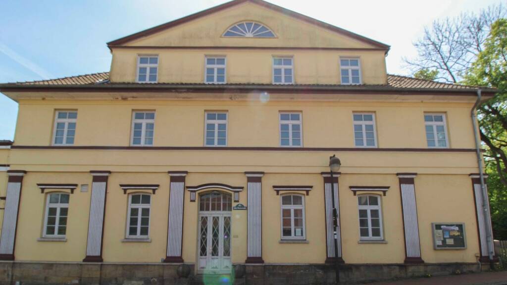 Gewerbeobjekt zum Kauf als Kapitalanlage geeignet 890.000 € 1.537 m² 2.114,1 m² Grundstück Bad Rehburg Rehburg-Loccum 31547