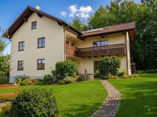 Einfamilienhaus zum Kauf 399.000 € 5 Zimmer 202 m² 1.280 m² Grundstück Geigen Willmering 93497