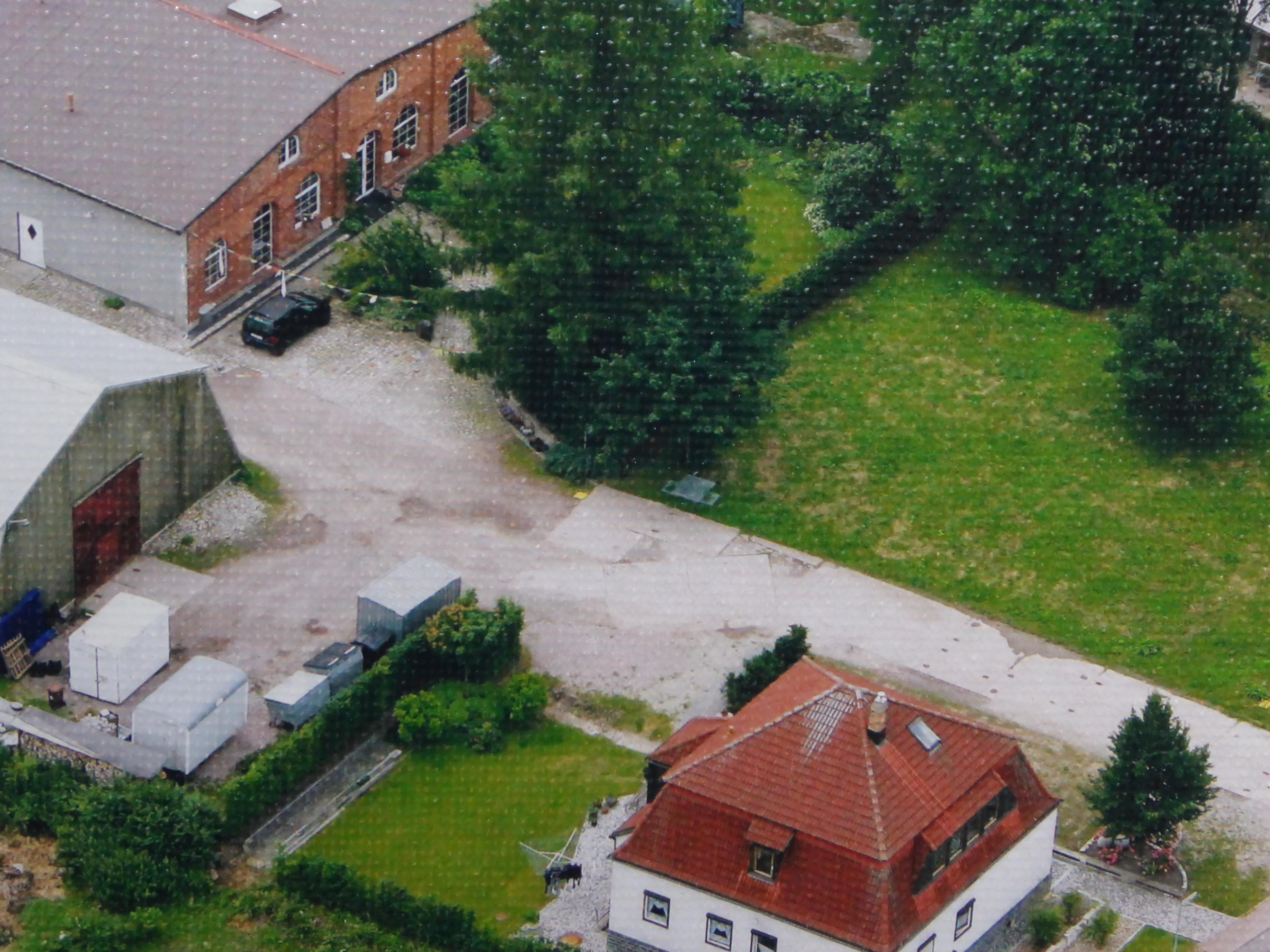 Mehrfamilienhaus zum Kauf 12 Zimmer 400 m²<br/>Wohnfläche 6.886 m²<br/>Grundstück Arnstädter Straße 57 Geratal 99331