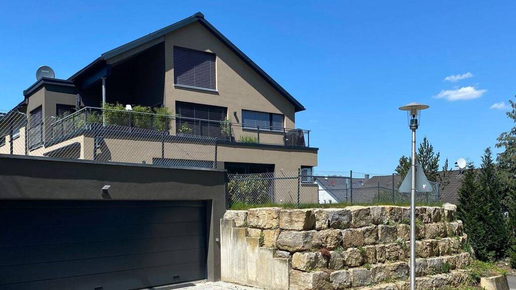 Terrassenwohnung zum Kauf provisionsfrei 450.000 € 2,5 Zimmer 82 m² frei ab sofort Nürtingen 72622