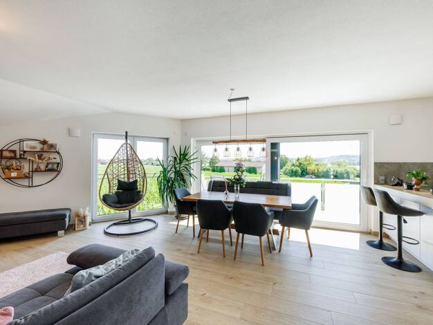 Mehrfamilienhaus zum Kauf - Erstbezug 1.149.000 € 7 Zimmer 256,3 m² 596 m² Grundstück Kochendorf Bad Friedrichshall 74177