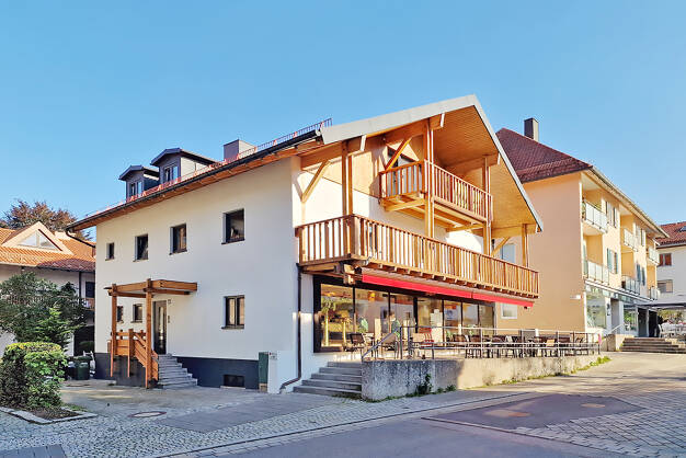 Wohn- und Geschäftshaus zum Kauf als Kapitalanlage geeignet 3.600.000 € 9 Zimmer 585 m² 299 m² Grundstück Deisenhofen Oberhaching 82041