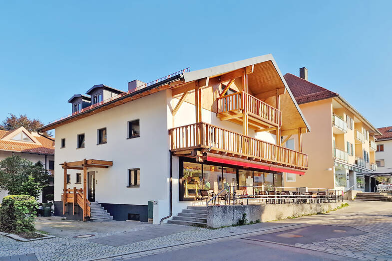 Wohn- und Geschäftshaus zum Kauf als Kapitalanlage geeignet 3.600.000 € 9 Zimmer 585 m² 299 m² Grundstück Deisenhofen Oberhaching 82041