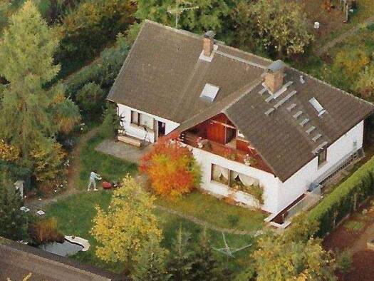 Einfamilienhaus zum Kauf 1.140.000 € 9 Zimmer 230 m² 1.100 m² Grundstück frei ab sofort Kreutles Oberasbach 90522