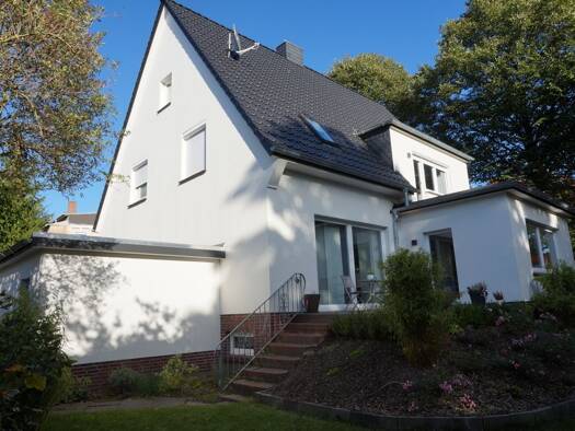 Einfamilienhaus zum Kauf 399.000 € 7 Zimmer 149 m² 665 m² Grundstück Varel Varel 26316