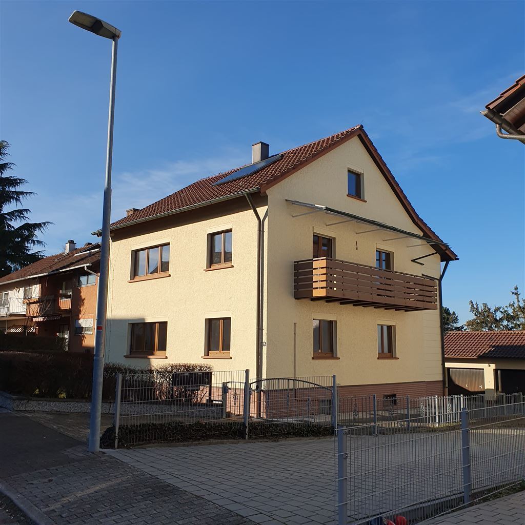 Mehrfamilienhaus zum Kauf 399.000 € 5 Zimmer 167 m²<br/>Wohnfläche 1.049 m²<br/>Grundstück ab sofort<br/>Verfügbarkeit Eisinger Str. 32 Kieselbronn 75249