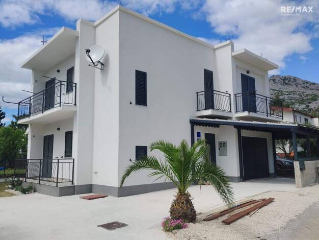 Mehrfamilienhaus zum Kauf 640.000 € 6 Zimmer 180 m² 223 m² Grundstück frei ab sofort Starigrad 23244