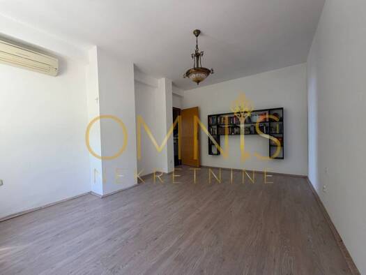 Wohnung zur Miete 250 € 5 Zimmer 250 m² Kostrena 51221
