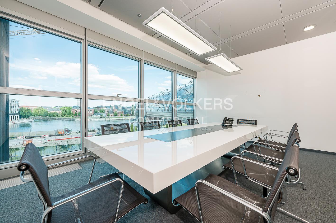 Büro-/Praxisfläche zur Miete 28,50 € 702,3 m²<br/>Bürofläche ab 702,3 m²<br/>Teilbarkeit Moabit Berlin 10557