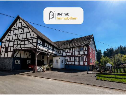 Einfamilienhaus zum Kauf 259.000 € 10 Zimmer 198 m² 1.525 m² Grundstück Ilsdorf Mücke 35325