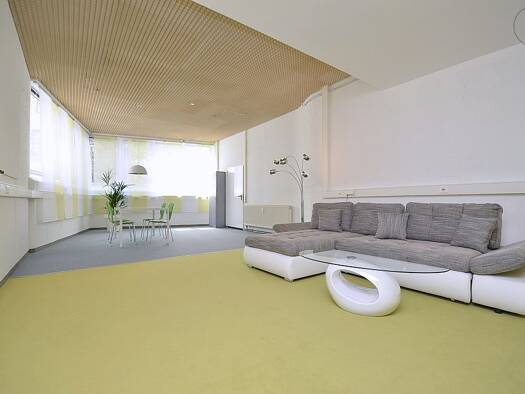 Wohnung zur Miete Wohnen auf Zeit 990 € 1 Zimmer 84 m² frei ab 01.10.2025 Renningen 71272
