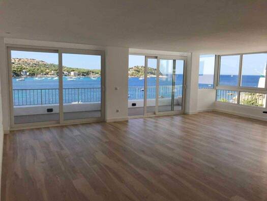 Studio zur Miete 3.500 € 84 m² EG Santa Ponsa 07180