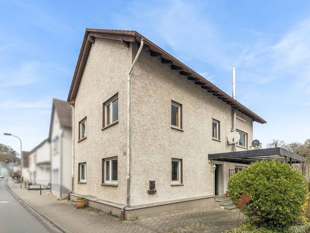 Einfamilienhaus zum Kauf 189.000 € 7 Zimmer 195 m² 157 m² Grundstück Aßlar Aßlar-Klein-Altenstädten 35614