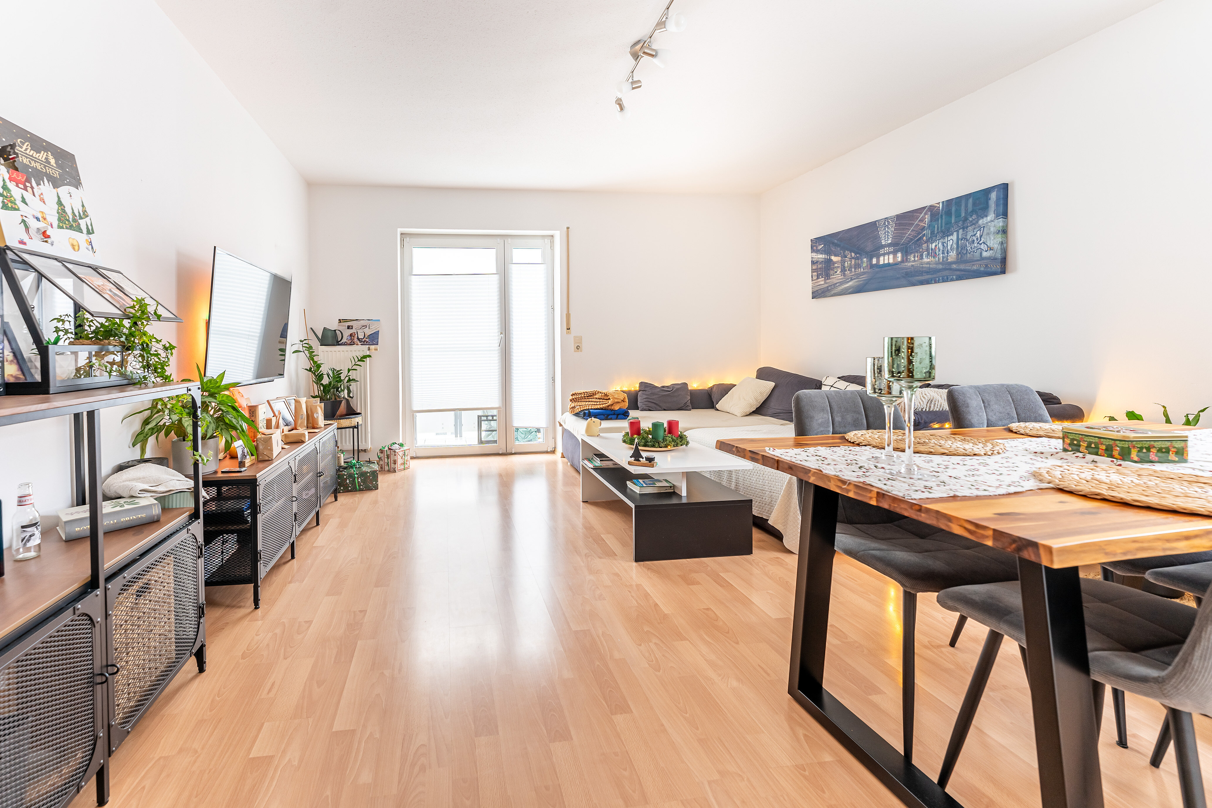 Studio zum Kauf 245.000 € 3 Zimmer 69 m²<br/>Wohnfläche 1.<br/>Geschoss Planungsbezirk 128 Straubing 94315