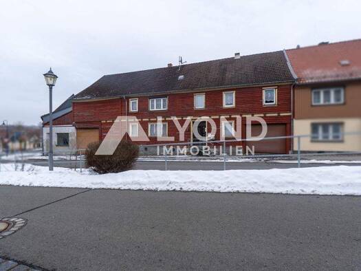 Mehrfamilienhaus zum Kauf 99.000 € 9 Zimmer 196 m² 832 m² Grundstück Hasselfelde Oberharz am Brocken 38899
