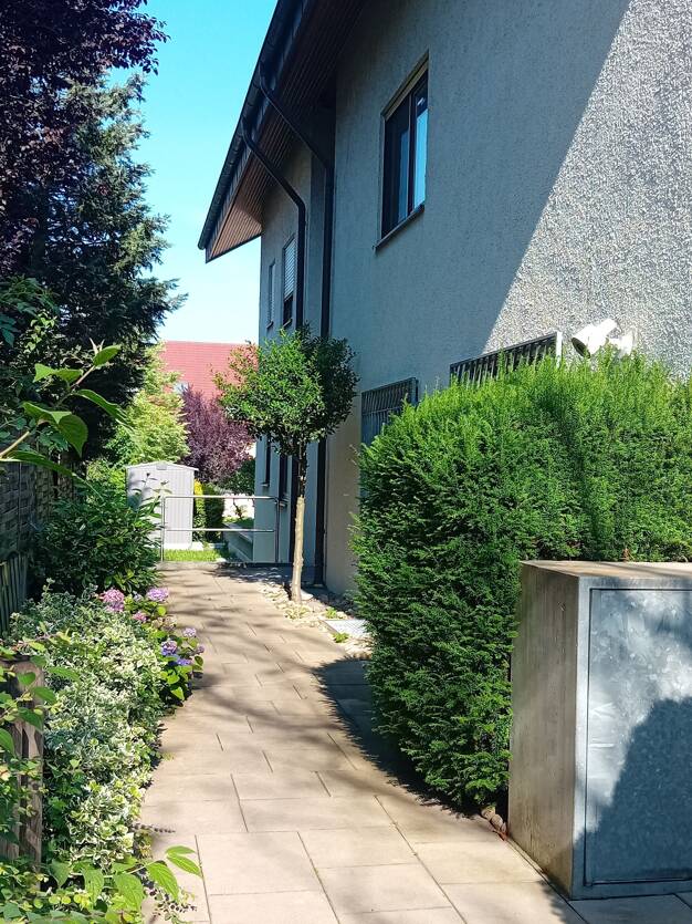 Wohnung zum Kauf 330.000 € 3,5 Zimmer 93 m² Höfingen Leonberg 71229
