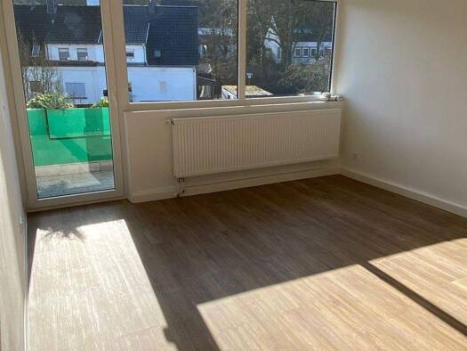 Wohnung zur Miete 400 € 2 Zimmer 55,5 m² 3. Geschoss Hauptstr. 103a Jägersfreude Saarbrücken 66123