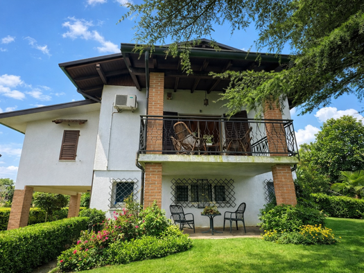 Villa zum Kauf 225.000 € 6 Zimmer 183 m² 2.430 m² Grundstück frei ab sofort Via dello Stella Precenicco 33050