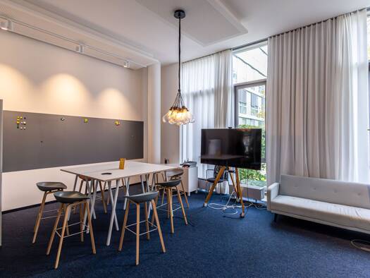 Büro zur Miete provisionsfrei 12,30 € 411 m² Bürofläche Nordostpark 3-5 Schafhof Nürnberg 90411