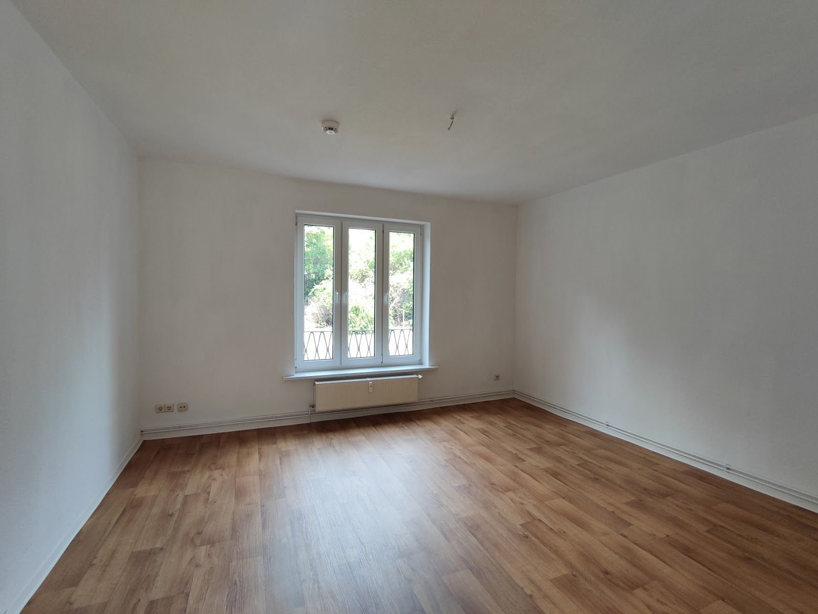 Wohnung zur Miete 326 € 3 Zimmer 60,3 m²<br/>Wohnfläche 1.<br/>Geschoss Moskauer Str. 24 Zeitz Zeitz 06712