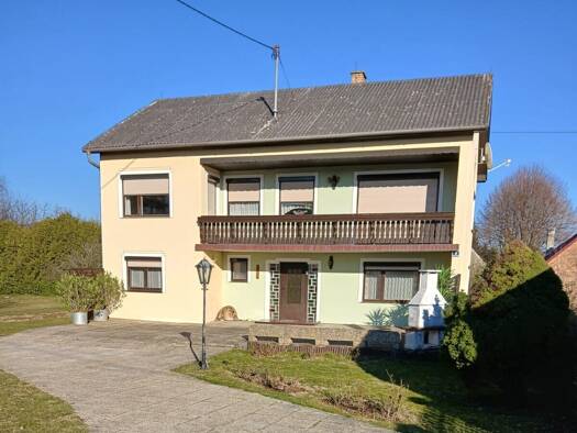 Haus zum Kauf 2.585 m² Grundstück Dürnkrut 2263