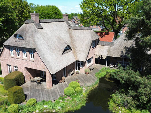 Einfamilienhaus zum Kauf 1.350.000 € 6 Zimmer 226,1 m² 2.247 m² Grundstück Lentföhrden 24632