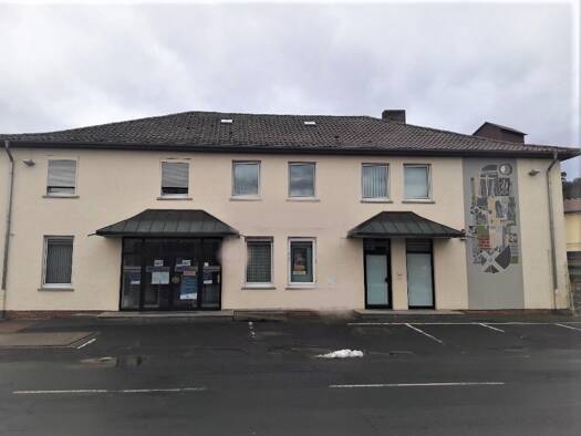 Büro zur Miete provisionsfrei 1.000 € 6 Zimmer 200 m² Bürofläche Am Bahnhof 3 Ottrau 34633