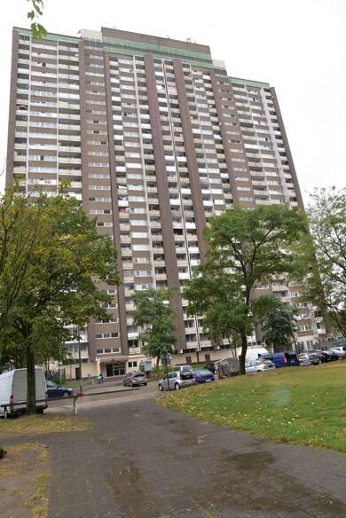 Wohnung zur Miete 500 € 1 Zimmer 30 m² 24. Geschoss frei ab 01.07.2025 An der Fuhr 5 Meschenich Köln 50997